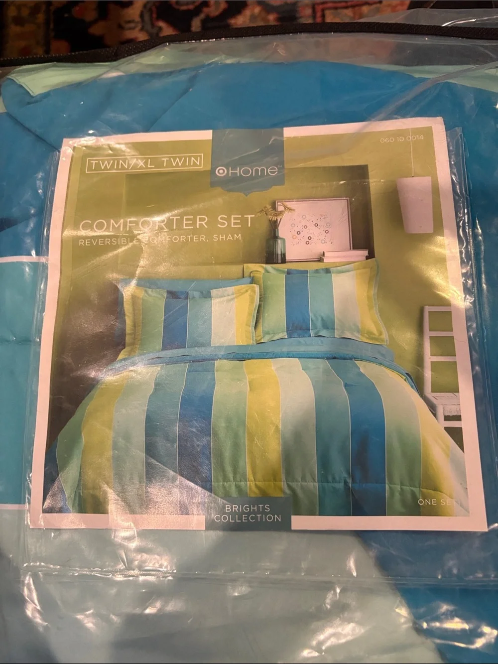 NEW Target Teal Blue & Green Stripe Reversible (Blue) TWIN XL Comforter Set